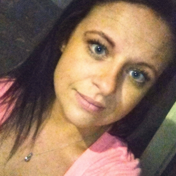 Meet your Posher, Amber ann - Picture 9 of 12